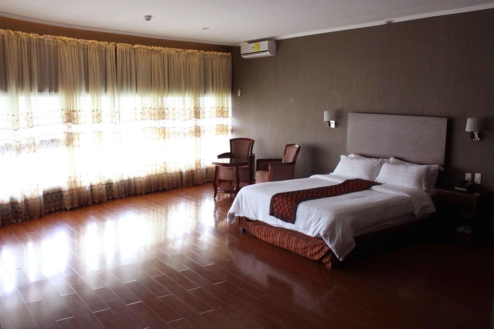 Baguio Crown Legacy Hotel Baguio City Dış mekan fotoğraf