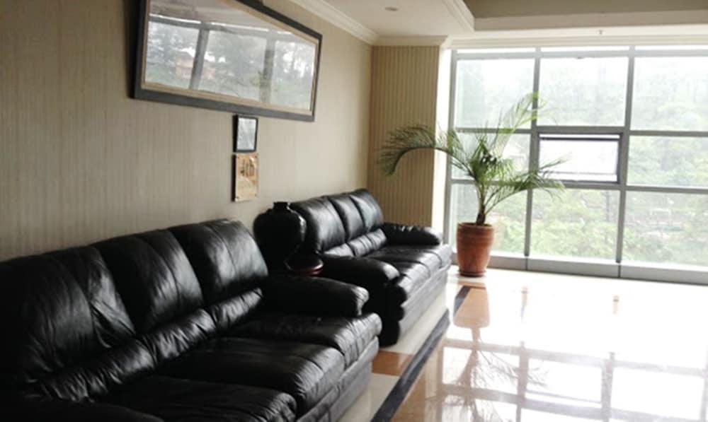 Baguio Crown Legacy Hotel Baguio City Dış mekan fotoğraf
